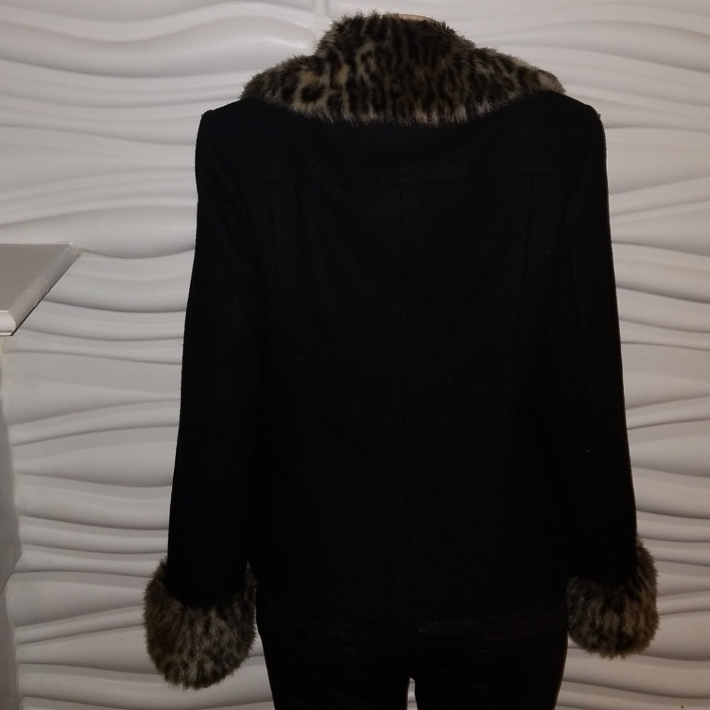 Coat - Picture 3 of 3